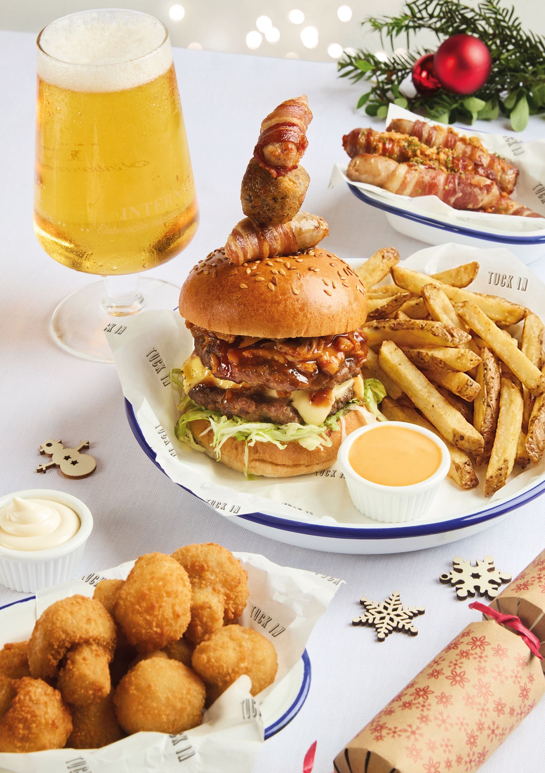 Festive Lunch & Dinner at The Boat & Railway in Bromsgrove